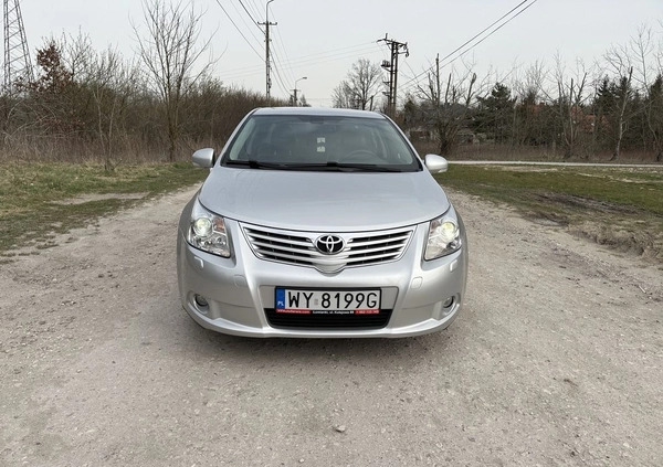 Toyota Avensis cena 27000 przebieg: 223470, rok produkcji 2009 z Łomianki małe 326